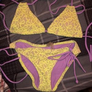 Victoria’s Secret bikini